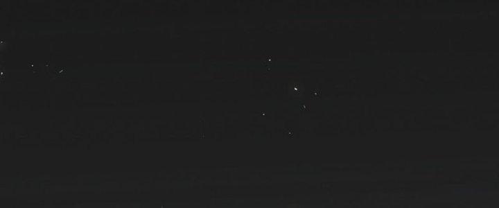 Thánh Địa Muốn Phá Sản, Ta Tạo Ra Điện Thoại Di Động! Chapter 10 - Trang 2