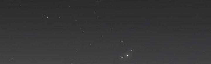 Thánh Địa Muốn Phá Sản, Ta Tạo Ra Điện Thoại Di Động! Chapter 10 - Trang 2